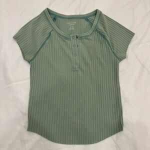 American Eagle Sage Green Snap-Front Ribbed Babydoll Cropped Henley Tee Small